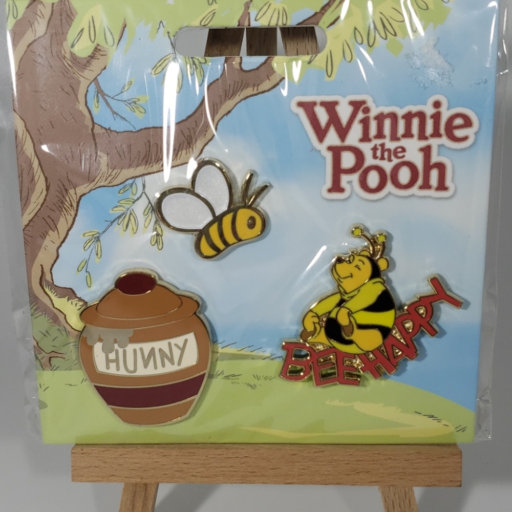 NWT Disney Winnie-the-Pooh Pins